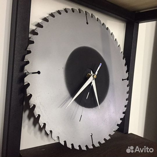 Часы мужские стильные