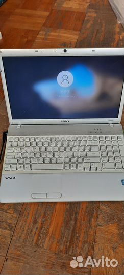 На доставке Ноутбук sony vaio i3