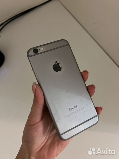 iPhone 6S, 64 ГБ