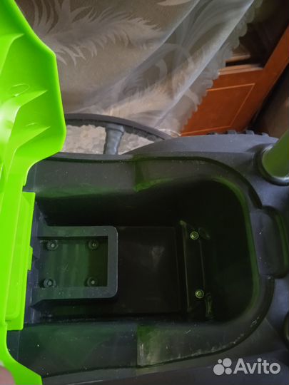 Машинка беговел для детей от 2-х до 4-5 лет б/у