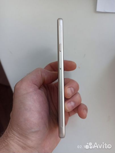 Samsung Galaxy A7 (2017) SM-A720F/DS, 3/32 ГБ