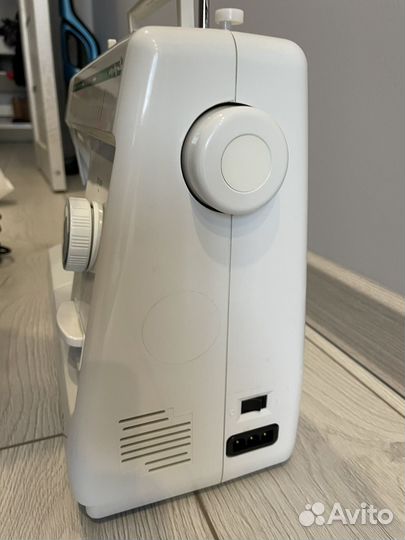 Швейная машина astralux