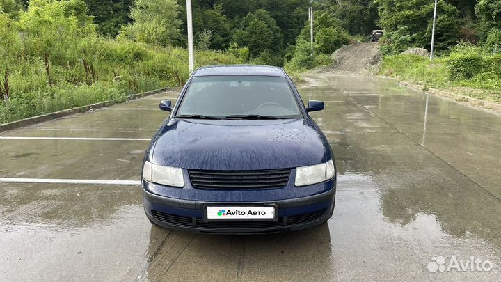 Volkswagen Passat 1.6 МТ, 1997, 348 000 км