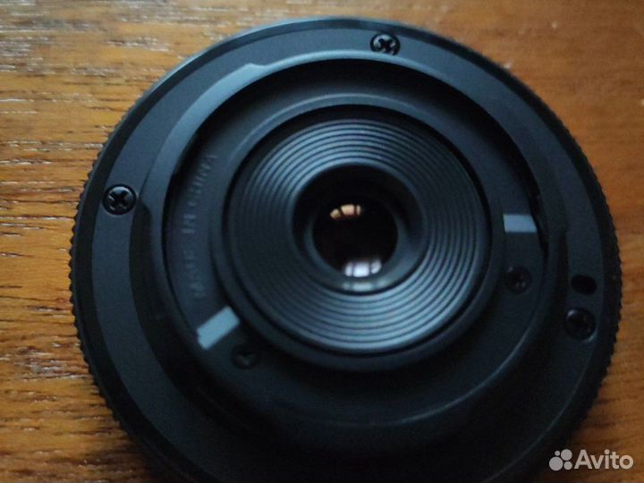 Olympus 15mm 1:8.0/14-42/ pl5