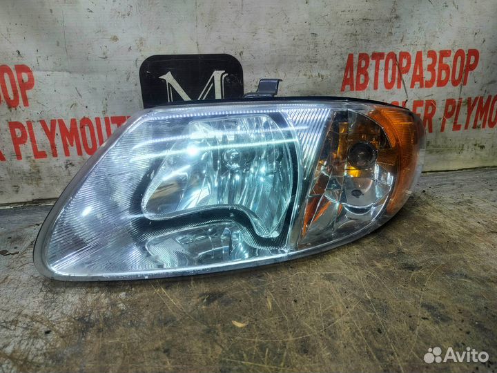 Фары на Dodge Caravan 4 и Chrysler Voyager 4