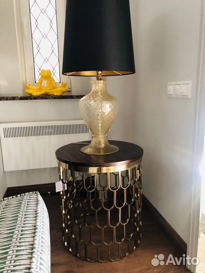 Столик круглый латунь Португалия. Новый