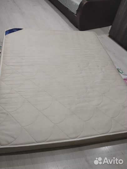 Матрас 160х190 бу