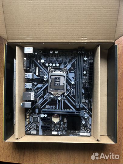 Материнская плата LGA 1151 v2