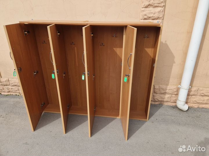 Шкафчики для раздевалки