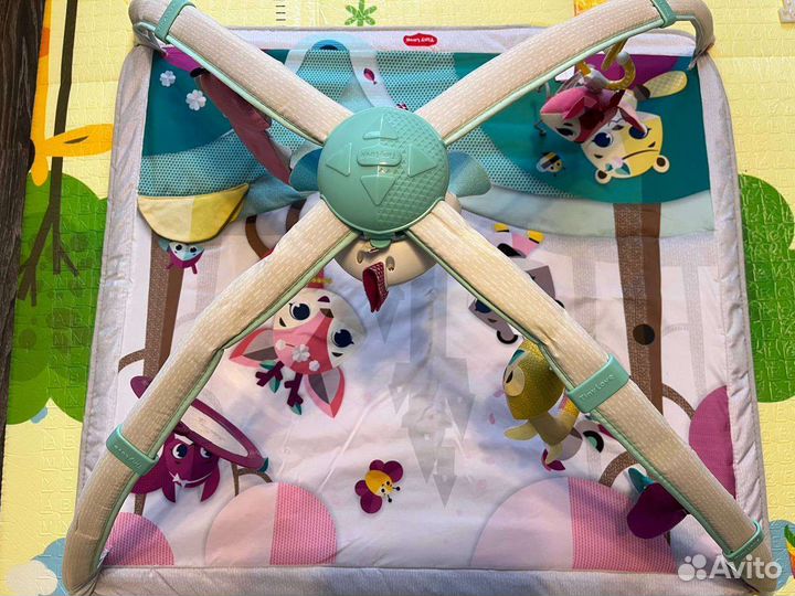 Развивающий коврик tiny love принцесса