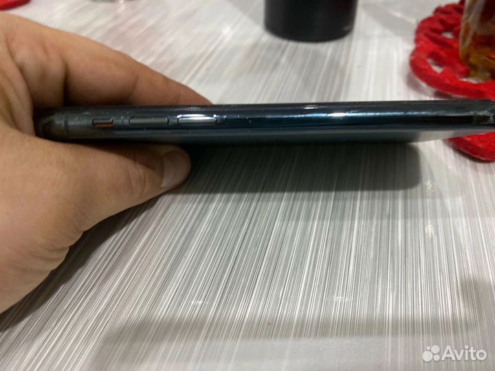 iPhone 11 Pro, 64 ГБ