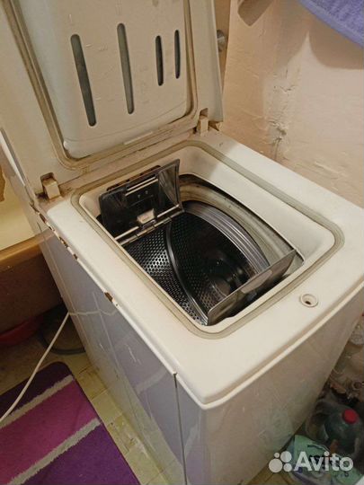 Стиральная машина с вертикальной загрузкой