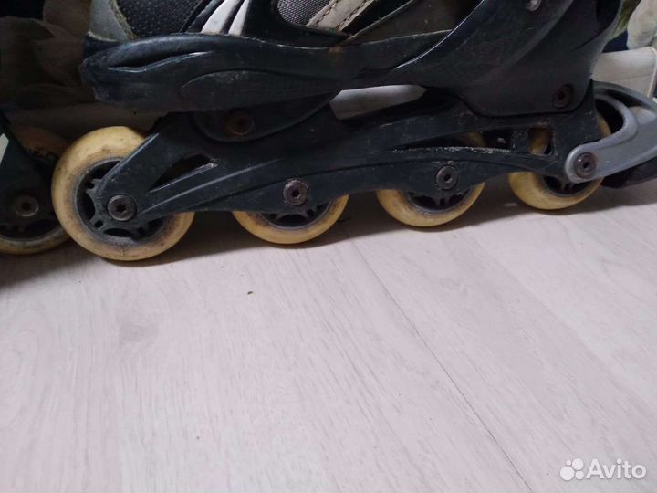 Роликовые коньки