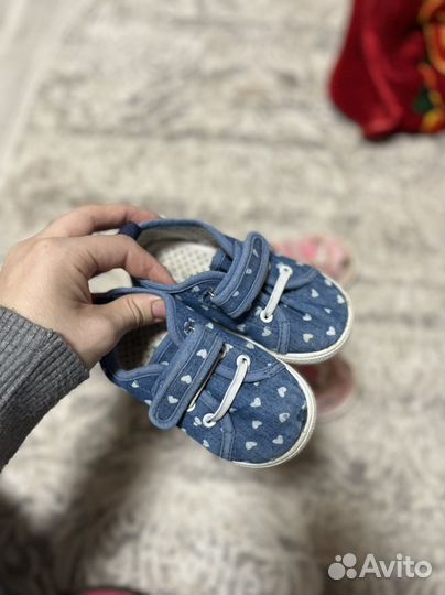 Обувь детская 24