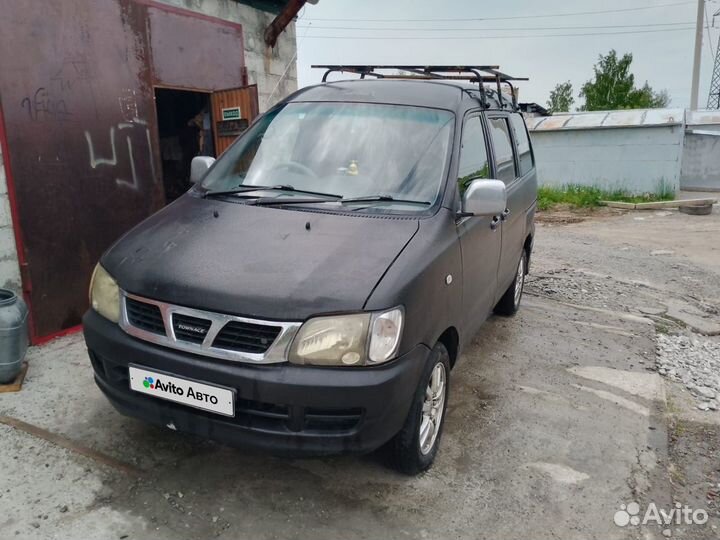 Toyota Town Ace Noah 2.0 AT, 1999, 350 000 км