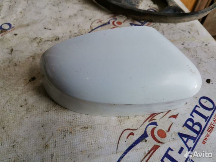 Крышка корпуса зеркала правого Ford Focus III (201