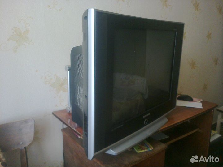 Телевизор samsung