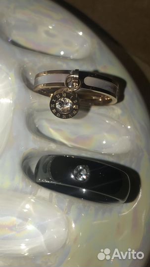 Кольцо новое - набор колец