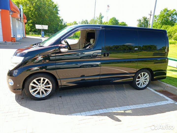 Nissan Elgrand 2.5 AT, 2006, 228 000 км