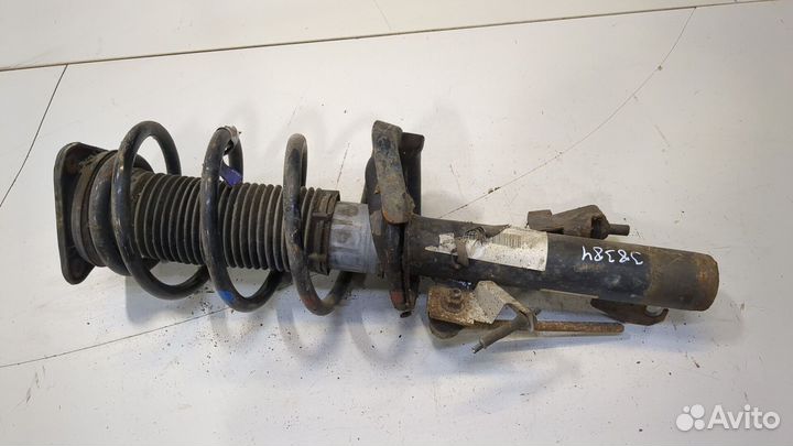 Амортизатор подвески Volvo V50, 2006