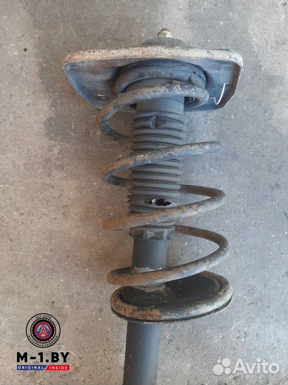 Амортизатор передний левый Citroen Evasion 2.0 Бензин