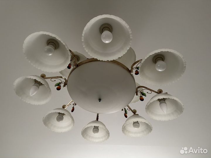 Люстра потолочная бу