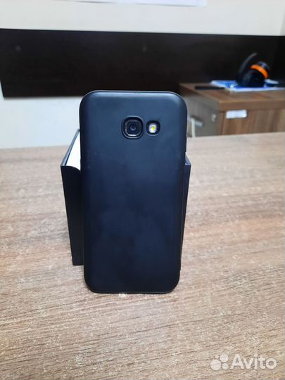 Samsung Galaxy A5 (2017) SM-A520F/DS, 3/32 ГБ