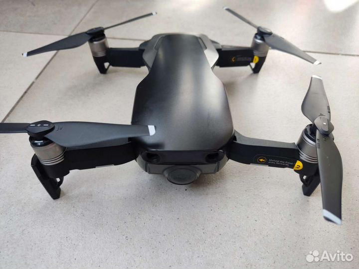 Квадрокоптер dji mavic air