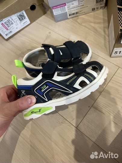 Обувь кроссовки ботинки для мальчика 27 28 размер