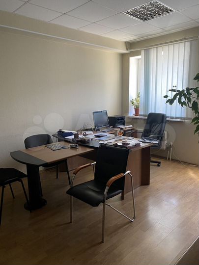 Продаётся административное здание, 1085 м²
