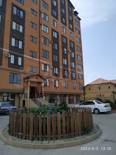 1-к. квартира, 49 м², 1/9 эт.