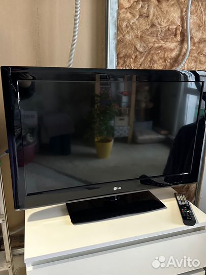 Продам телевизор LG