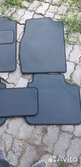 Автомобильные коврики ворсовые toyota