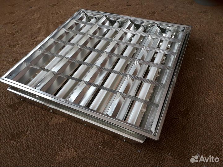 Светильник потолочный,встраиваемый, 