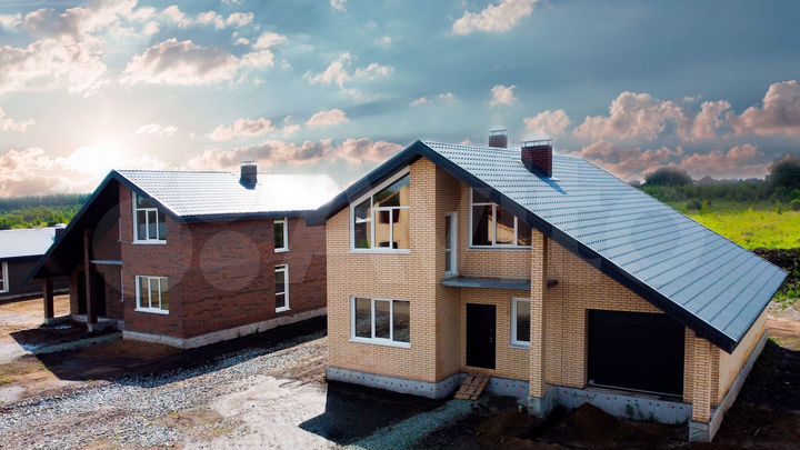 Коттедж 184 м² на участке 8,5 сот.