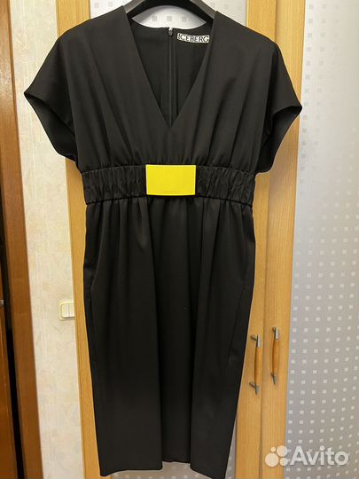 Iceberg 1-я линия Оригинал Платье р.44