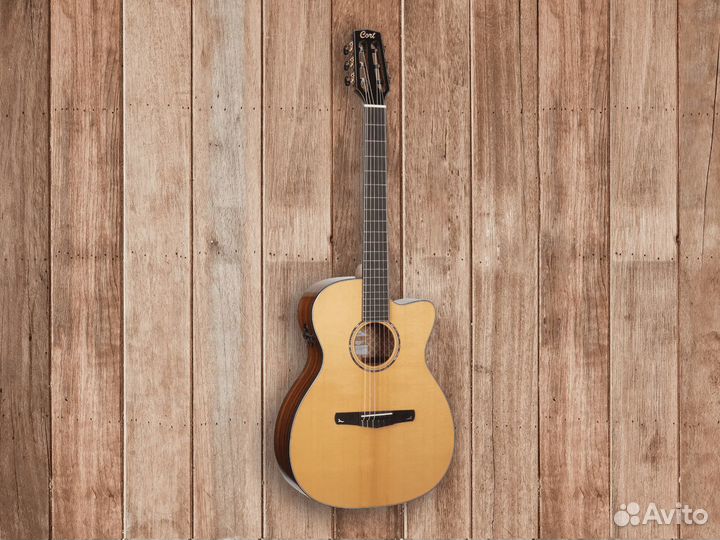 Классическая гитара с подключением Cort Gold-OC8 Nylon Natural Glossy