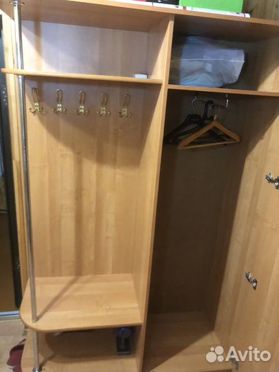 Гардеробный шкаф