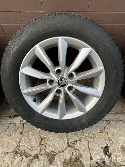 Колеса зимние 205/60 r16 skoda octavia,Volkswagen