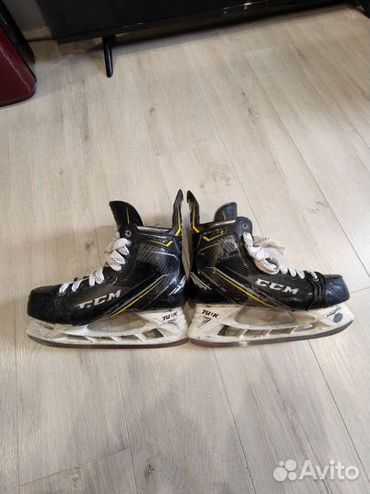 Коньки хоккейные ccm as1