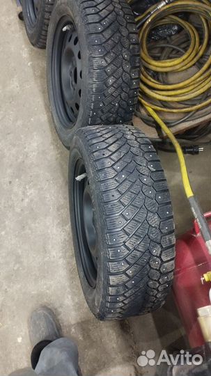 Gislaved Nord Frost 200 185/60 R14 87W