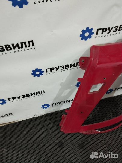 Окантовка левой фары Volvo FM5 84407515