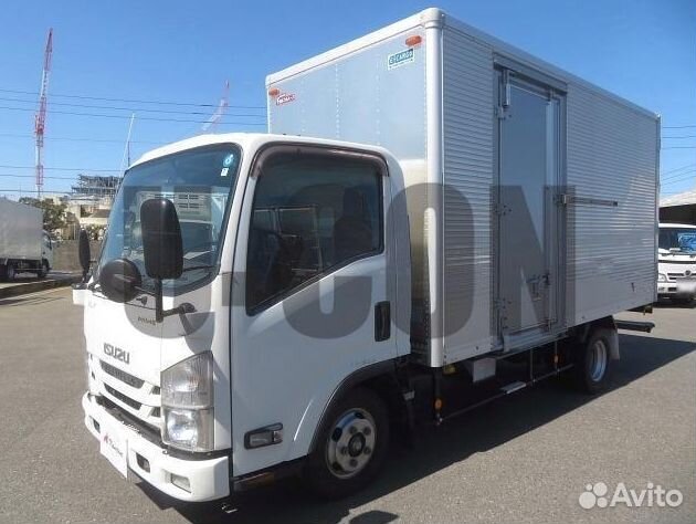 Промтоварный фургон Isuzu Elf, 2016