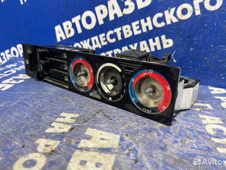 Блок управления печкой Bmw E34 седан 1994