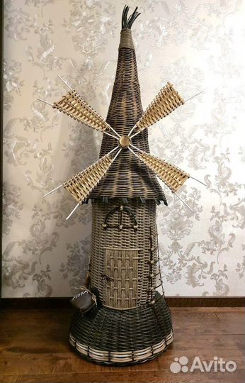 Мельница из ротанга