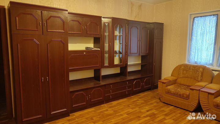 Стенка в гостиную