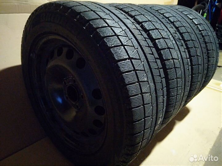 Bridgestone Blizzak Revo GZ 205/55 R16