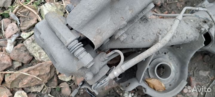 Задняя балка Peugeot 308