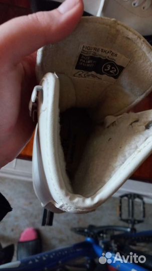 Коньки детские фигурные белые 32 размер