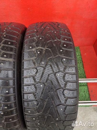 Pirelli Ice Zero 215/55 R17 98T